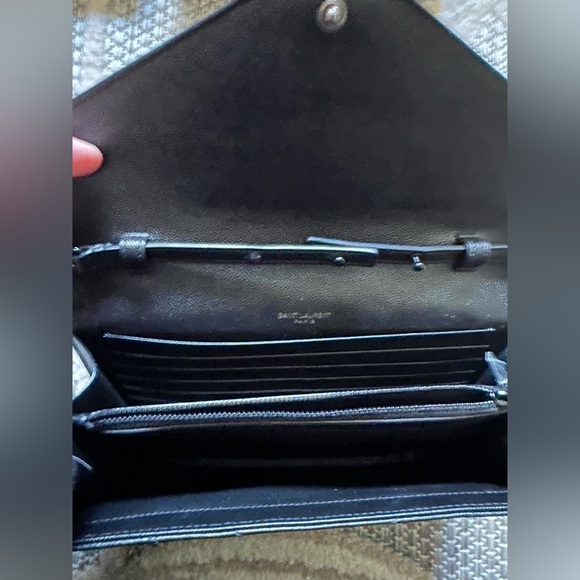 YSL Monogram Large Wallet on chain in Grained Leatherr - Picture 7 of 15